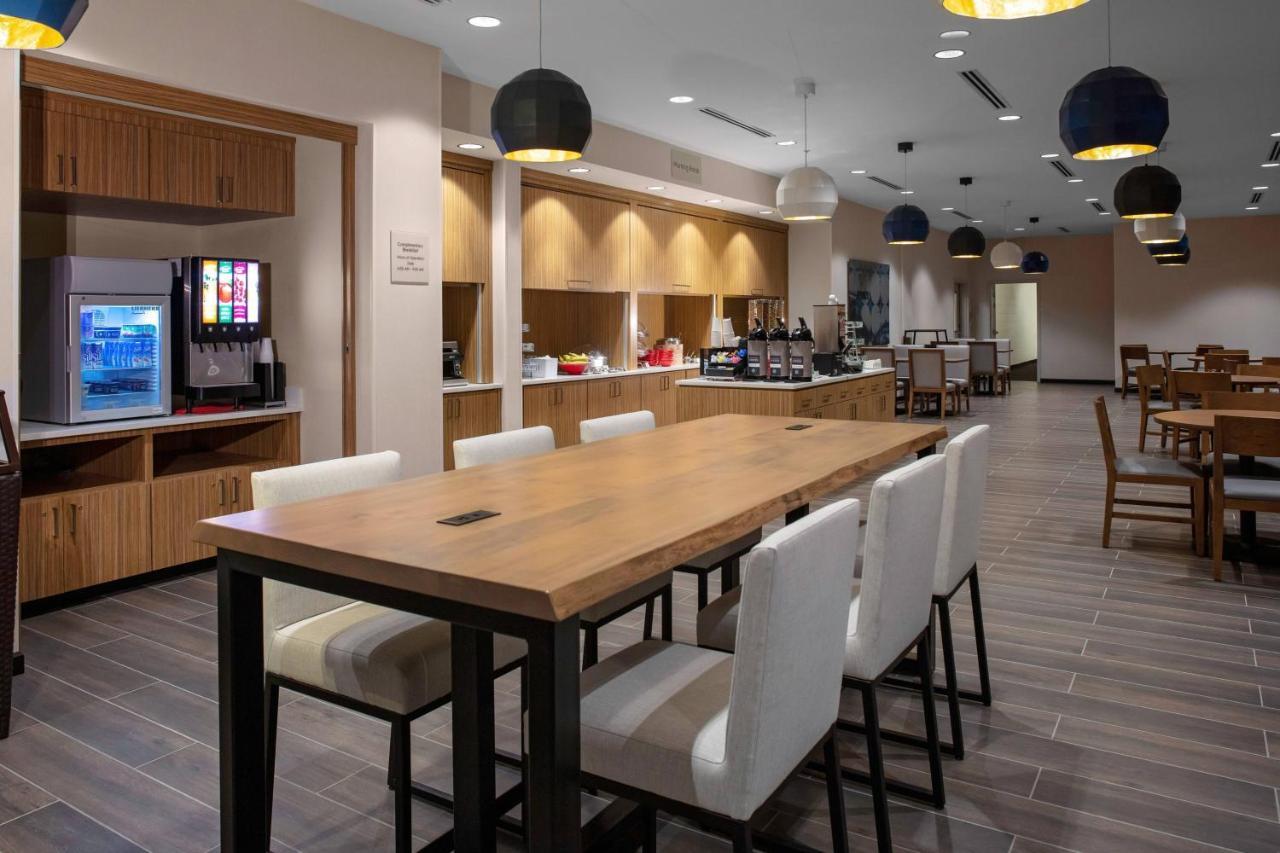 Towneplace Suites By Marriott Orlando Airport Екстериор снимка
