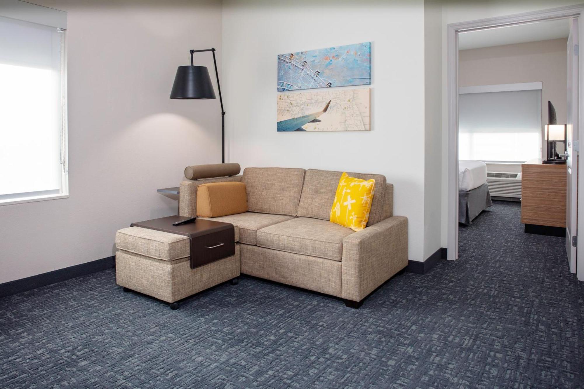 Towneplace Suites By Marriott Orlando Airport Екстериор снимка